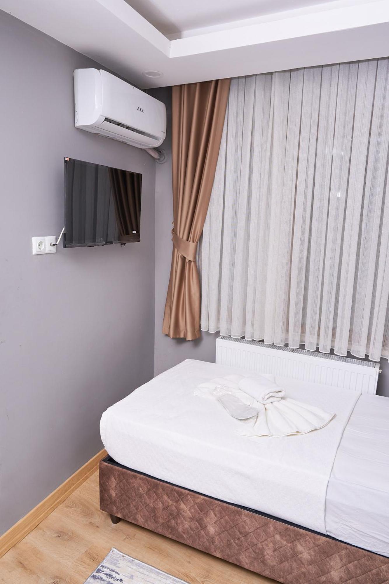 Pequena Casa Apart Istanbul Exterior photo